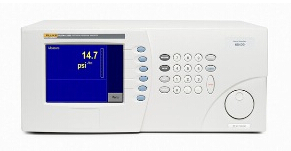 標(biāo)準(zhǔn)型精密壓力測量儀